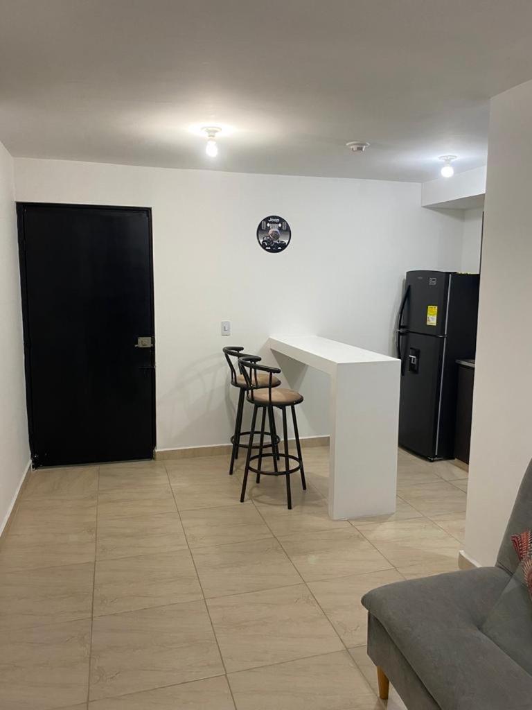 Apto En 1306